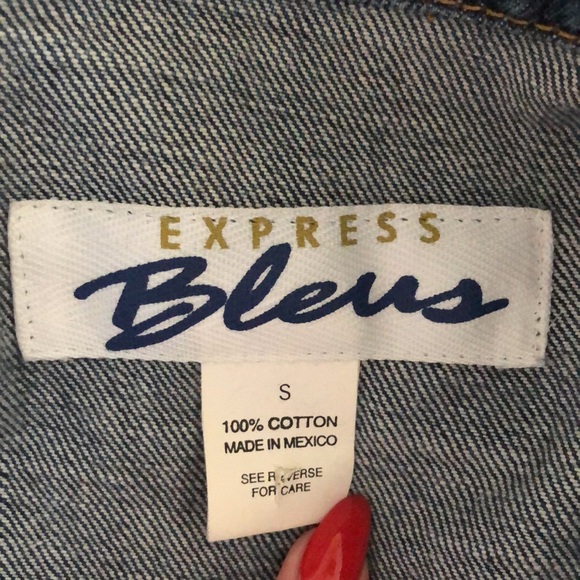 Women’s Denim Jacket - Picture 6 of 6